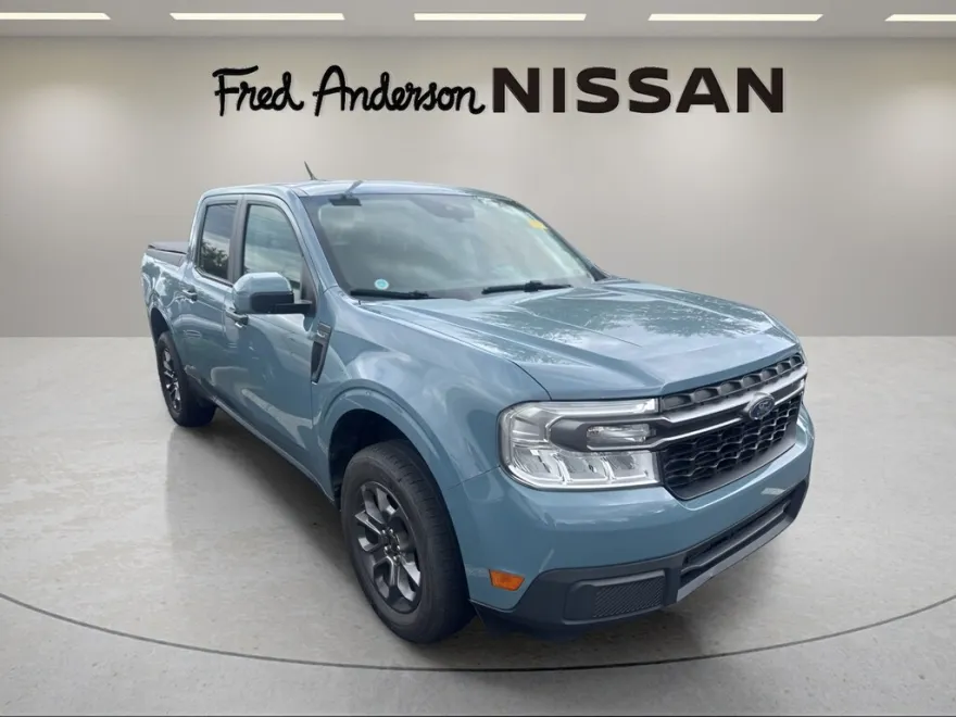2022 Ford Maverick XLT photo 1