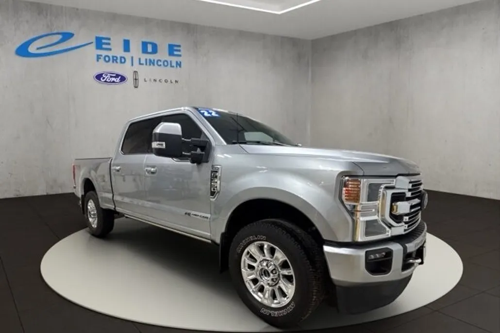 2022 Ford F-350 Limited photo 1
