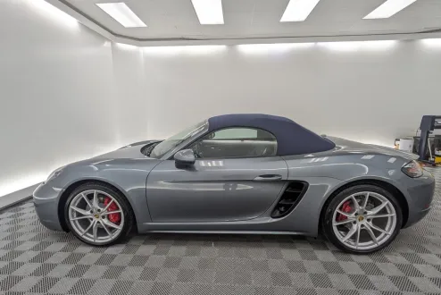 2025 Porsche Boxster S photo 2
