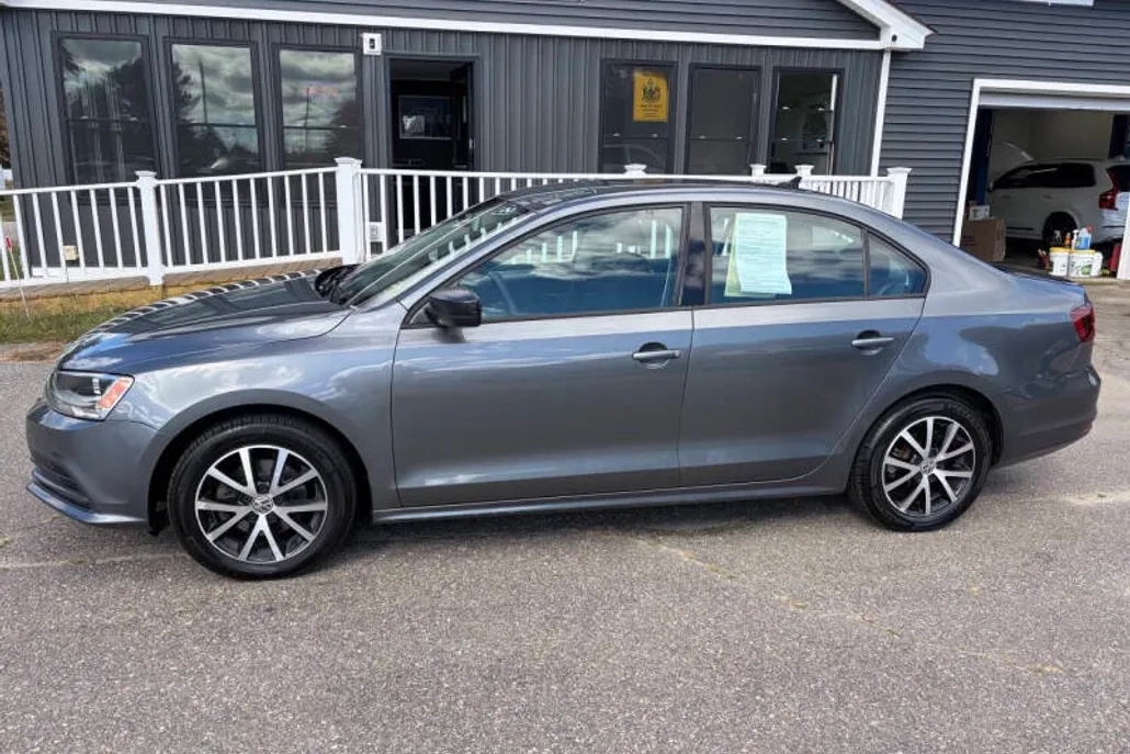 2016 Volkswagen Jetta 1.4T SE photo 1
