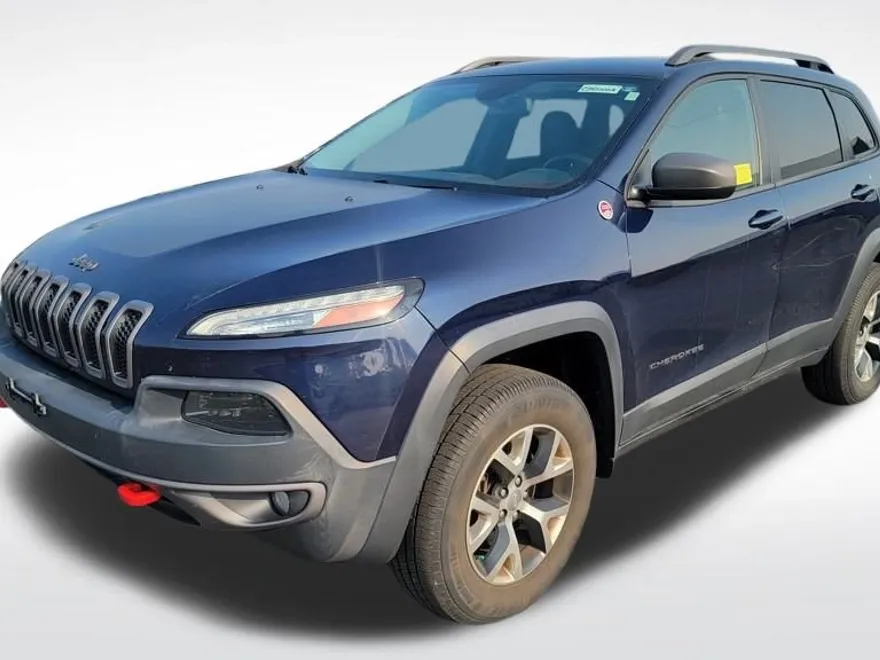 2015 Jeep Cherokee Trailhawk photo 1