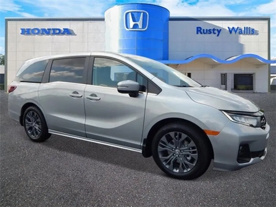 2026 Honda Odyssey Touring photo 1
