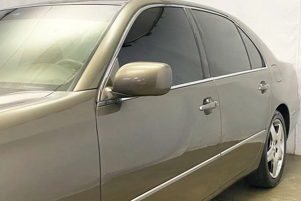 2005 Lexus LS 430 photo 1