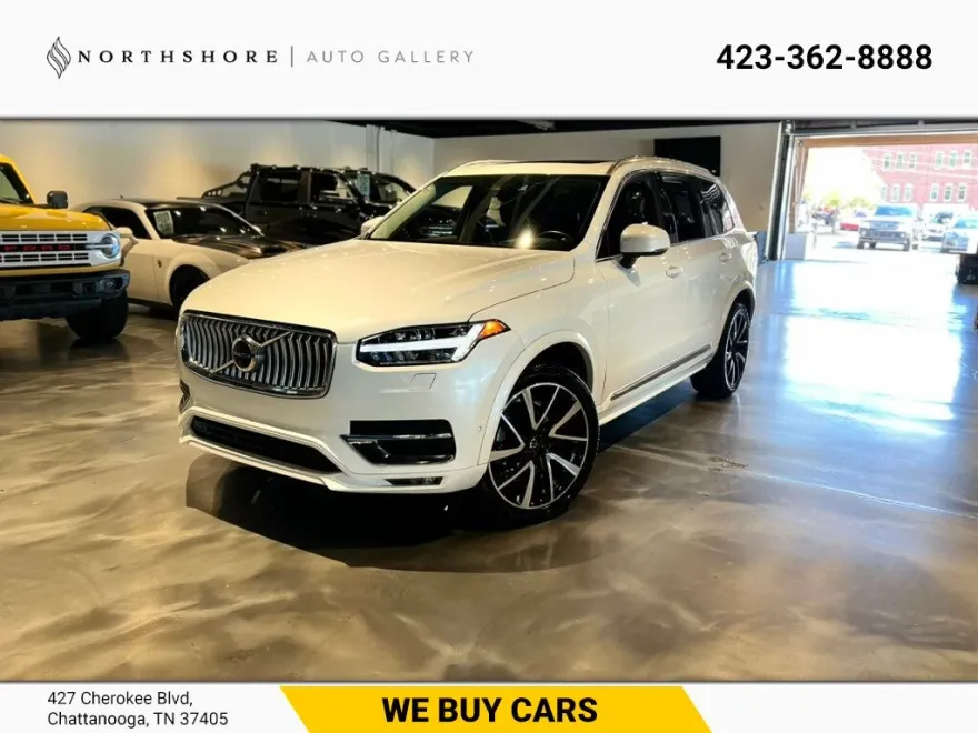 2023 Volvo XC90 B5 Plus photo 1