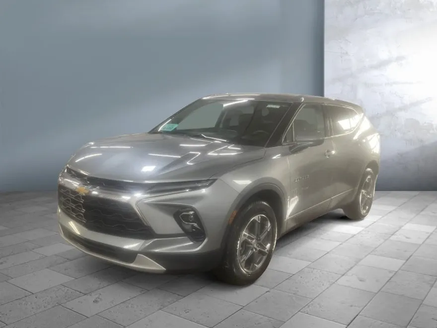 2025 Chevrolet Blazer 2LT photo 1