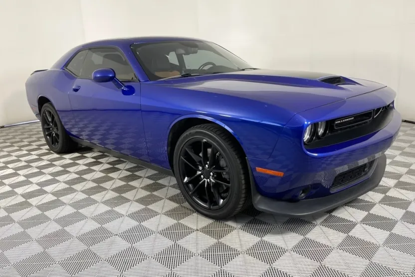 2021 Dodge Challenger GT photo 1