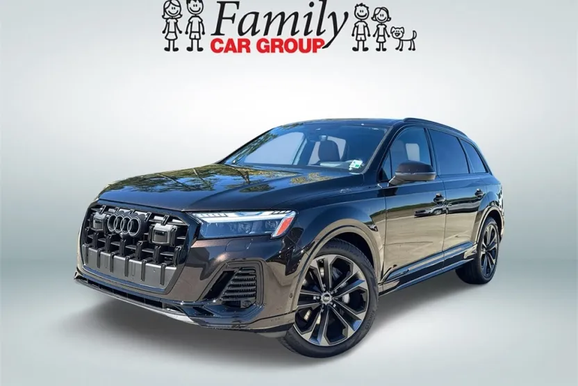 2025 Audi Q7 55 Prestige photo 1