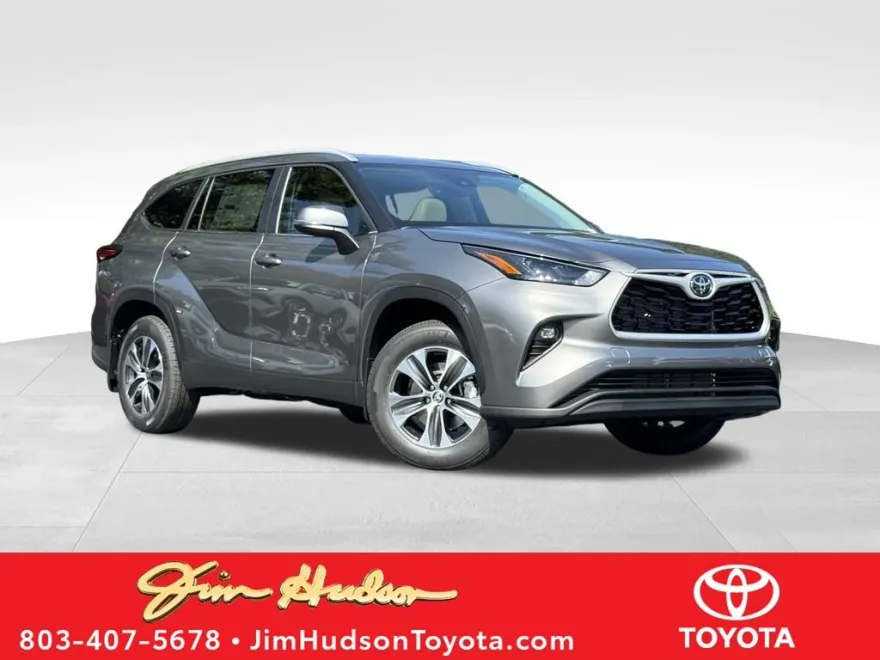 2025 Toyota Highlander XLE Limited photo 1
