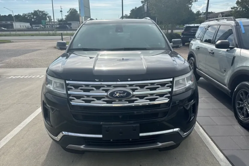 2018 Ford Explorer Limited photo 1