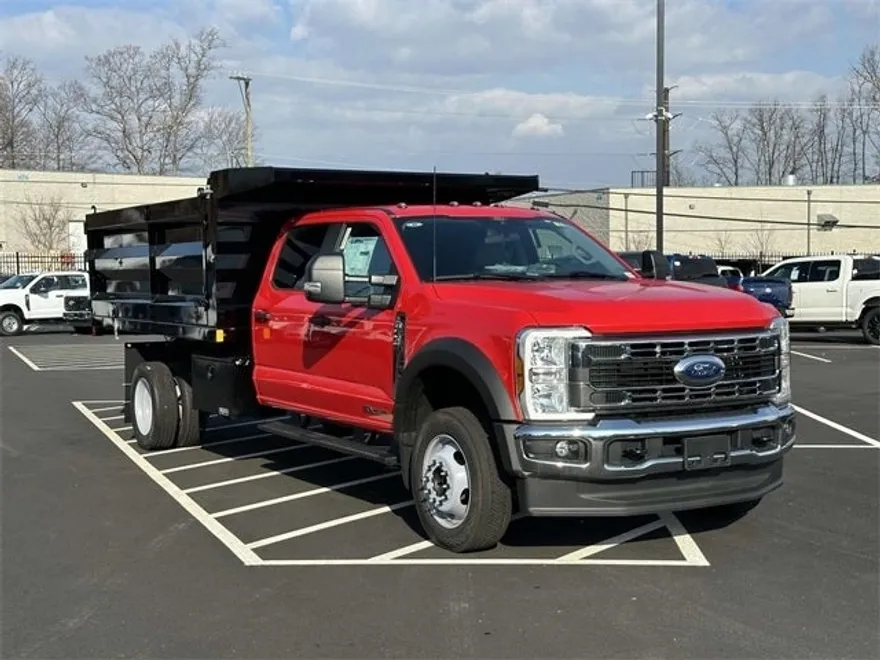 2024 Ford F-450 photo 1