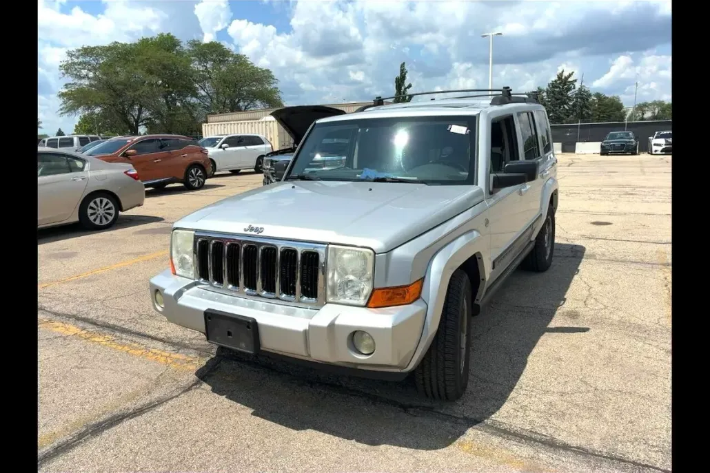 2007 Jeep Commander Sport photo 1