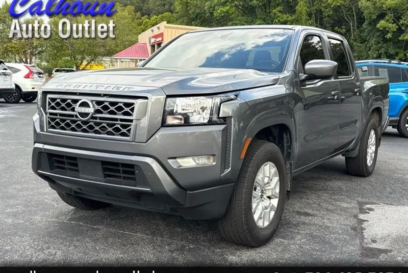 2023 Nissan Frontier SV Crew Cab photo 1
