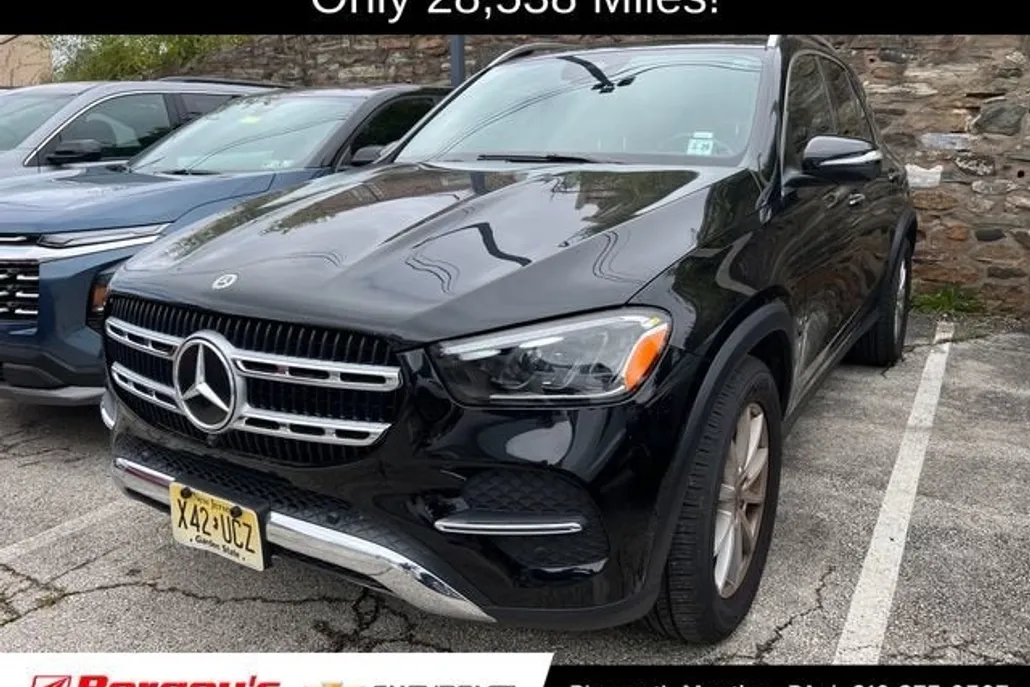 2024 Mercedes Benz GLE 450e photo 1