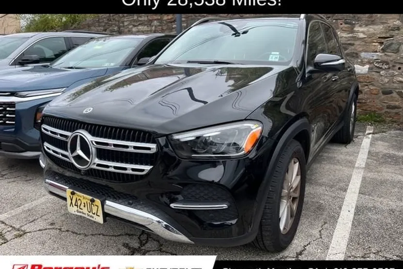2024 Mercedes Benz GLE 450e photo 1