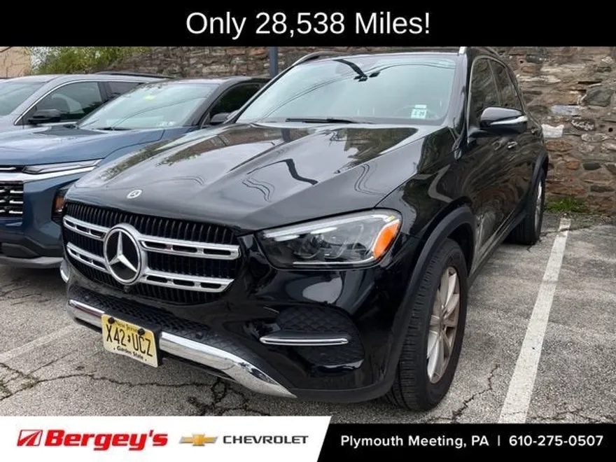 2024 Mercedes Benz GLE 450e photo 1