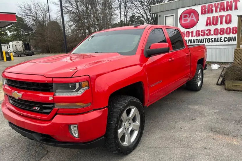 2018 Chevrolet Silverado 1500 LT Z71 photo 1