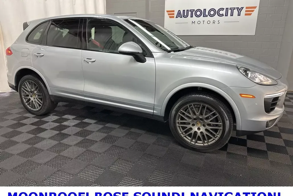 2018 Porsche Cayenne Platinum Edition photo 1