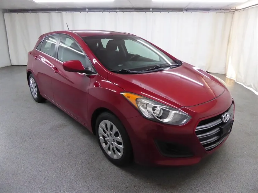 2016 Hyundai Elantra GT photo 1