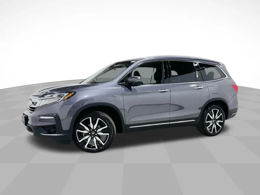 2022 Honda Pilot Touring photo 1