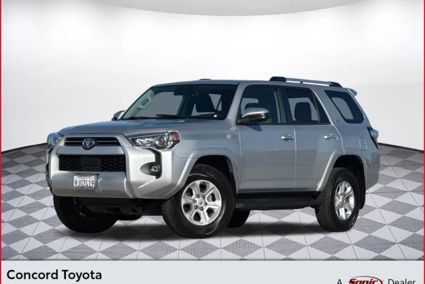 2024 Toyota 4Runner SR5 photo 1