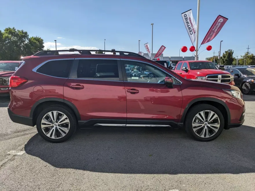 2019 Subaru Ascent Limited photo 1