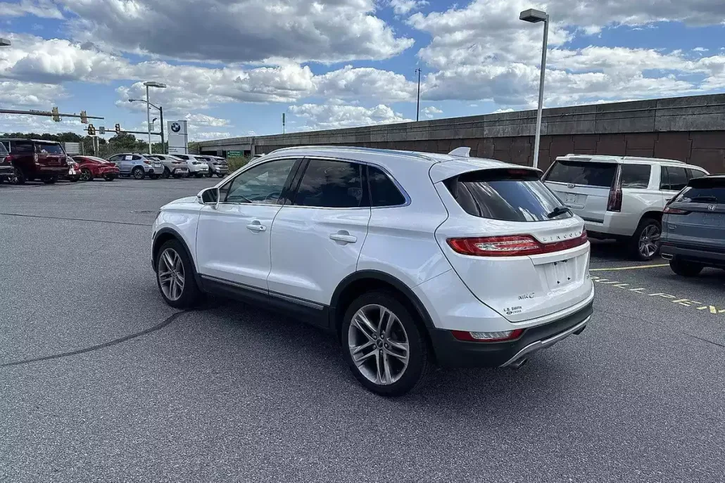 2017 Lincoln MKC Reserve photo 1