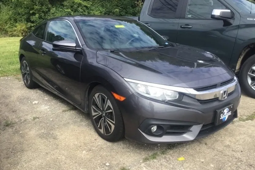 2018 Honda Civic EX-L photo 1