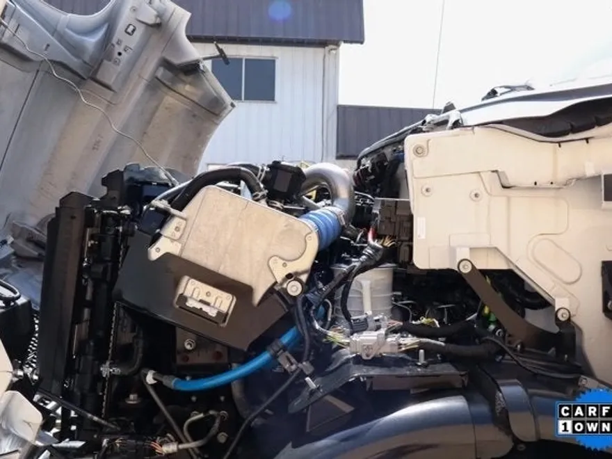 2017 Ford F-750 photo 11