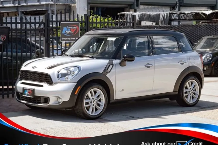2013 Mini Countryman S ALL4 photo 1
