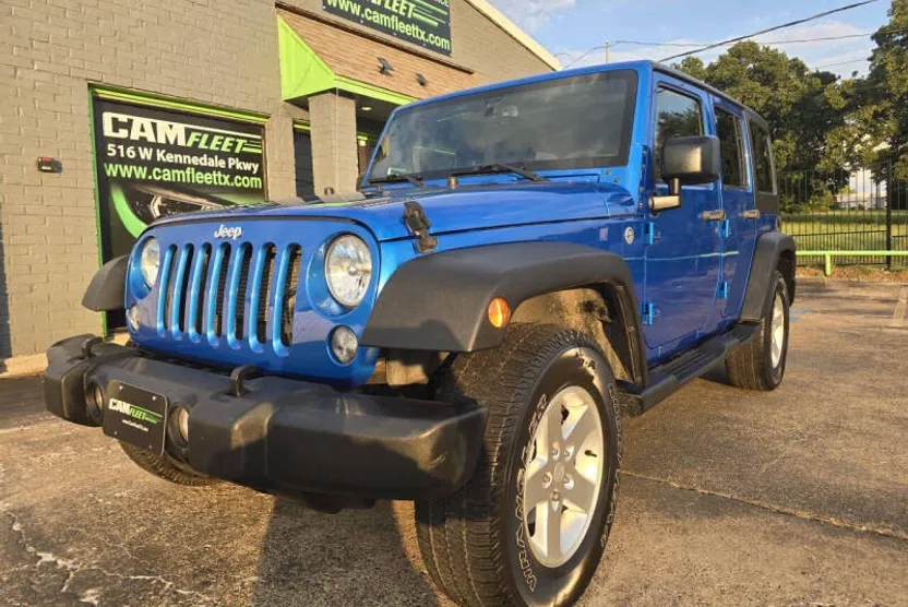 2015 Jeep Wrangler Unlimited Sport photo 1