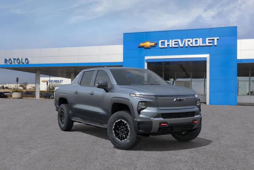 2026 Chevrolet Silverado EV Trail Boss photo 1
