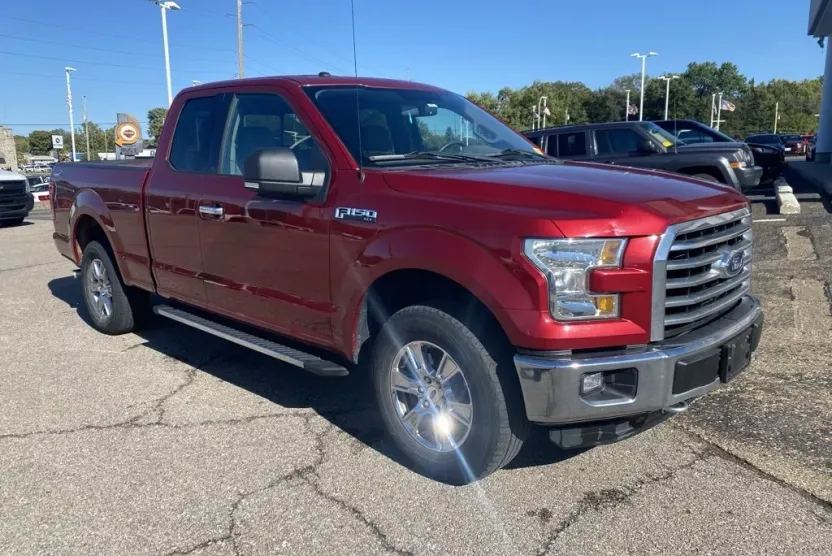 2016 Ford F-150 XLT photo 1