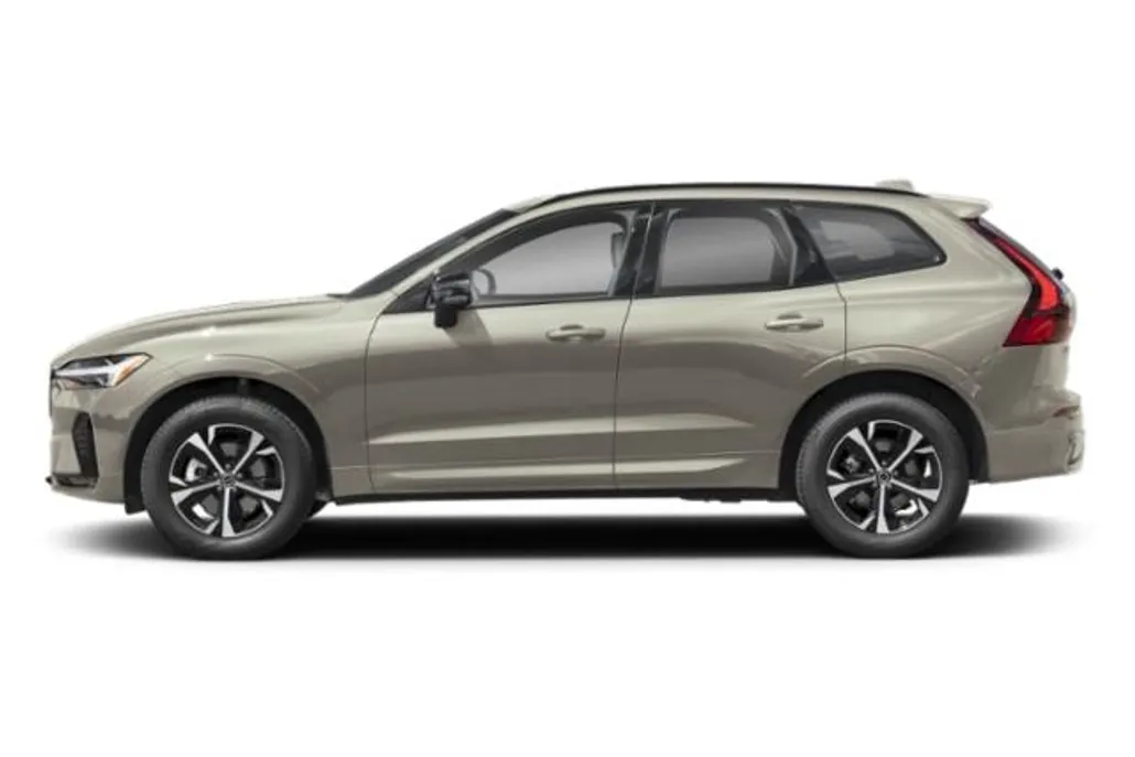 2026 Volvo XC60 B5 Plus photo 1
