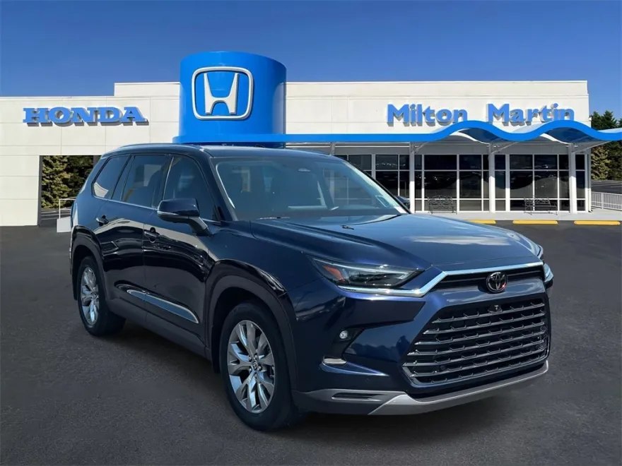 2024 Toyota Grand Highlander Limited photo 1