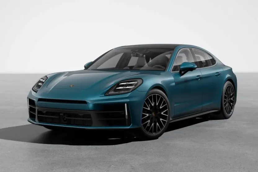 2026 Porsche Panamera 4 photo 1