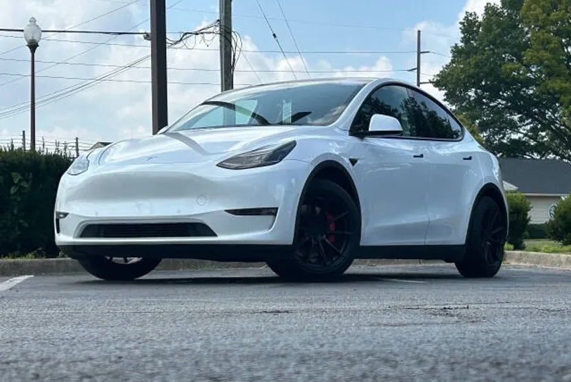 2022 Tesla Model Y Performance photo 1