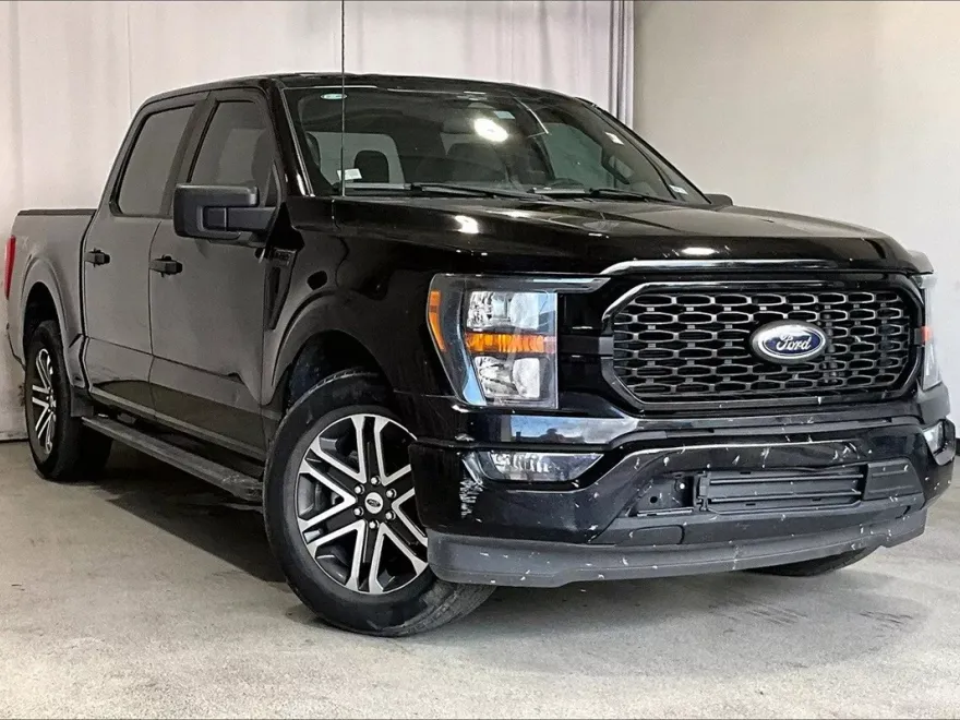 2023 Ford F-150 XL photo 1