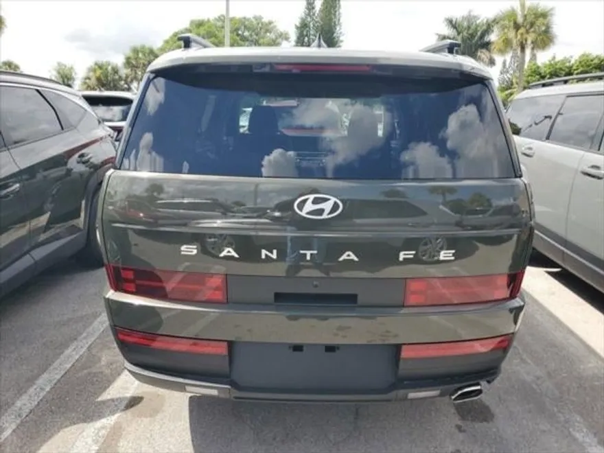 2026 Hyundai Santa Fe SEL photo 1
