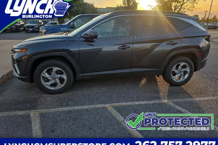 2022 Hyundai Tucson SEL photo 1