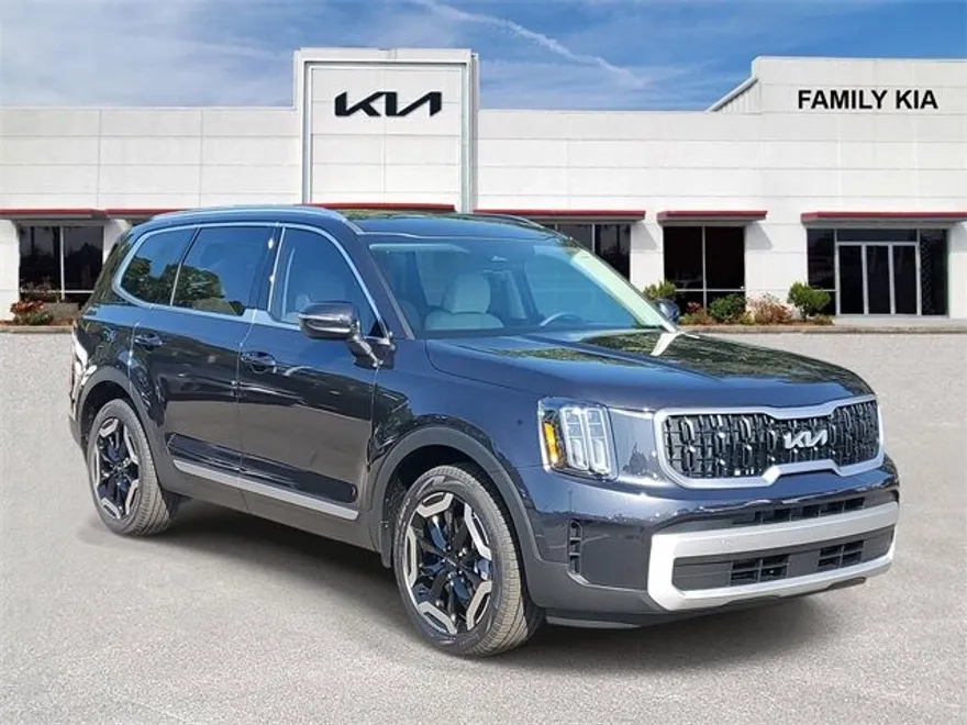 2025 Kia Telluride EX photo 1