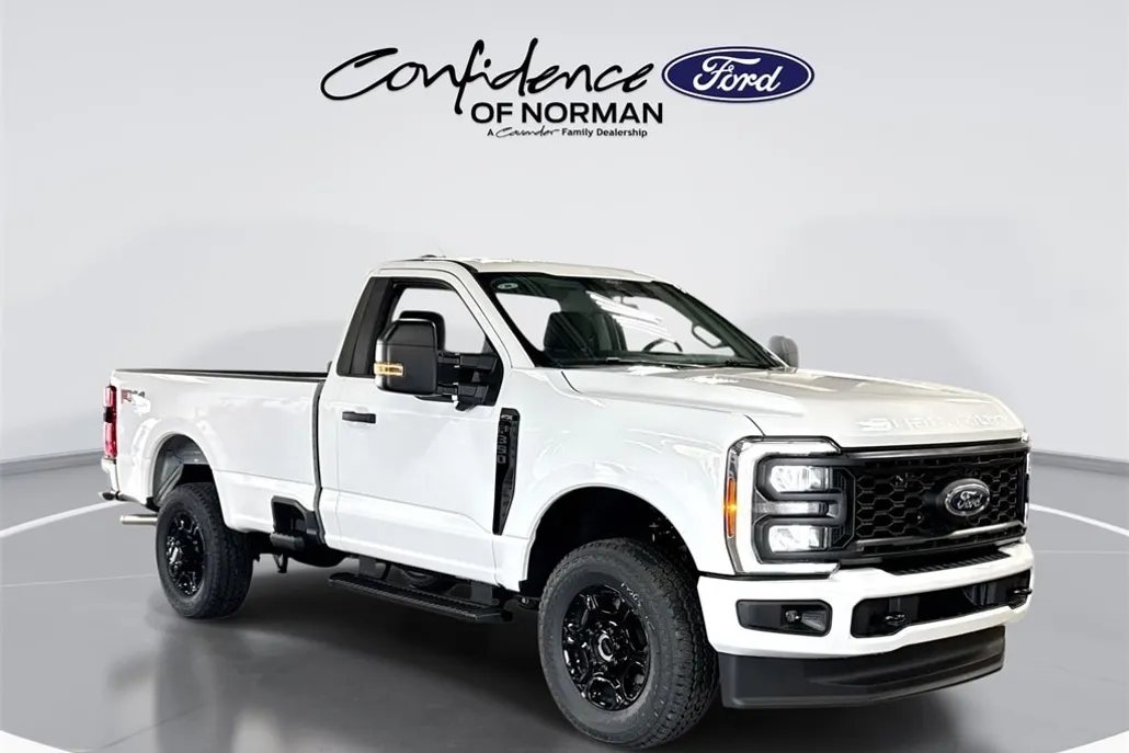 2025 Ford F-350 photo 1
