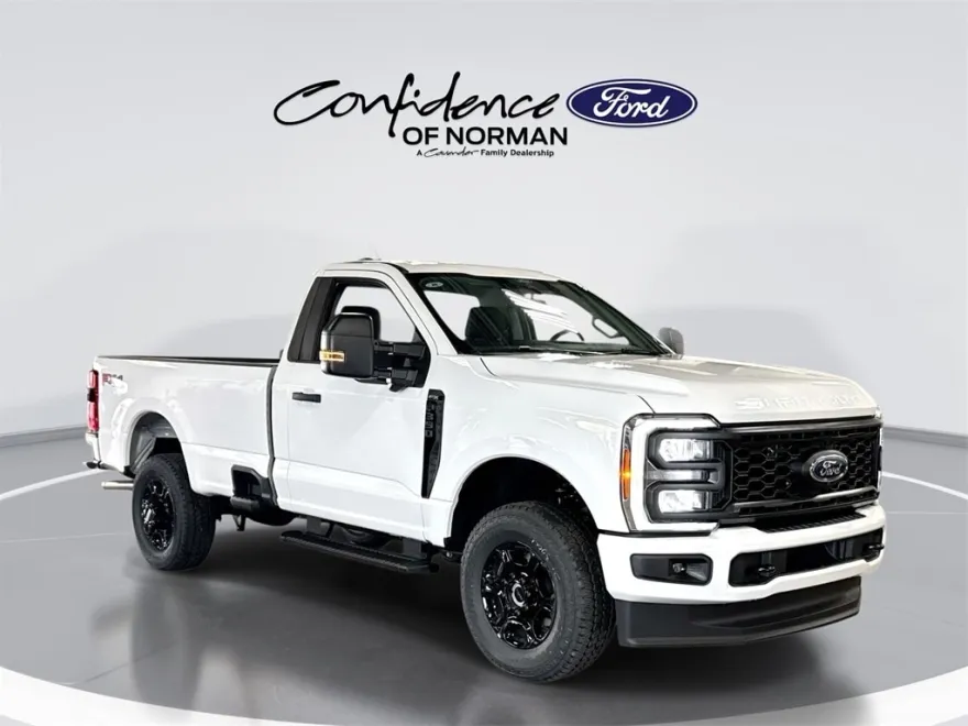 2025 Ford F-350 photo 1
