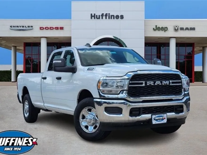 2024 Ram 2500 Tradesman photo 1