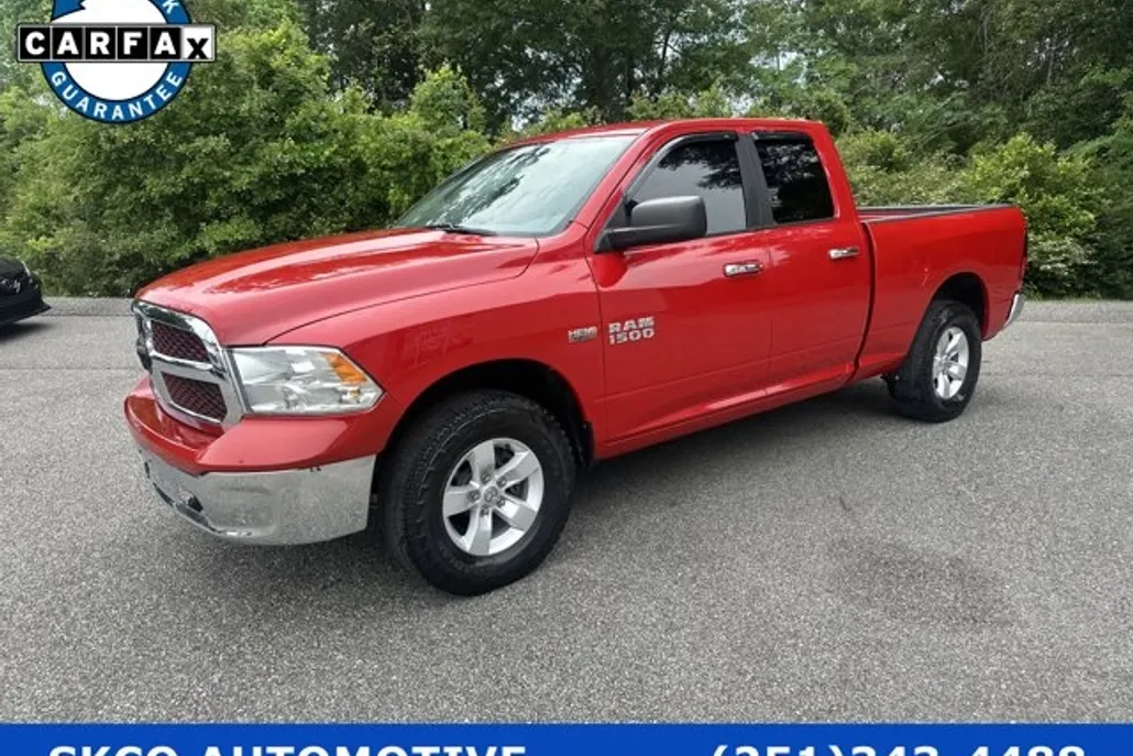 2017 Ram 1500 SLT photo 1