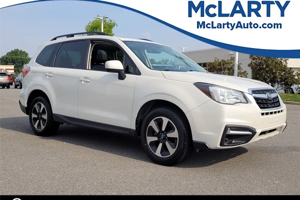2018 Subaru Forester 2.5i Premium photo 1