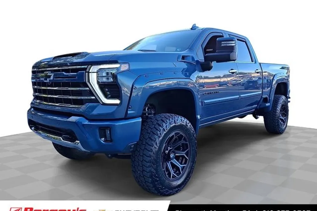 2025 Chevrolet Silverado 2500HD LTZ photo 1
