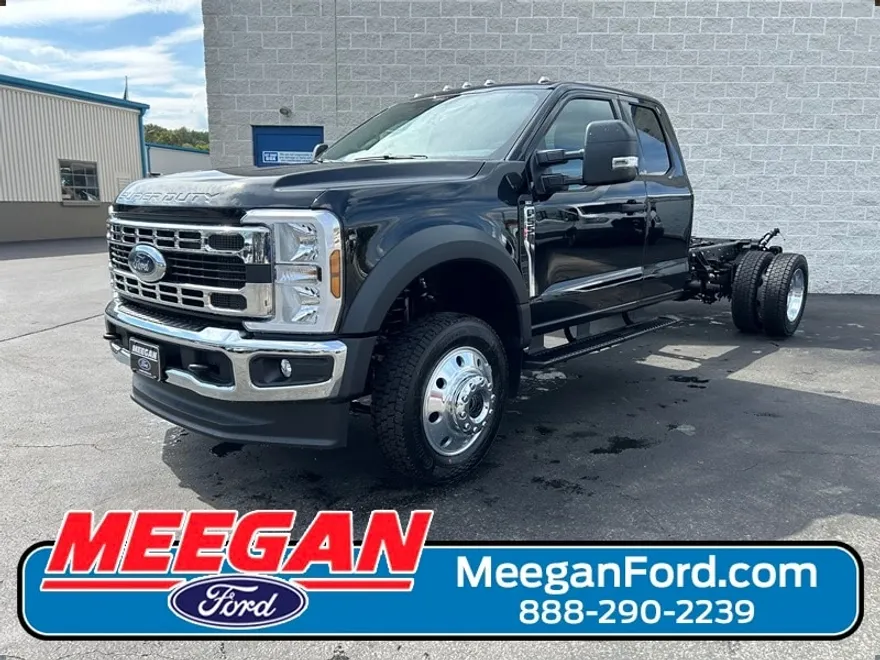 2026 Ford F-550 XLT photo 1