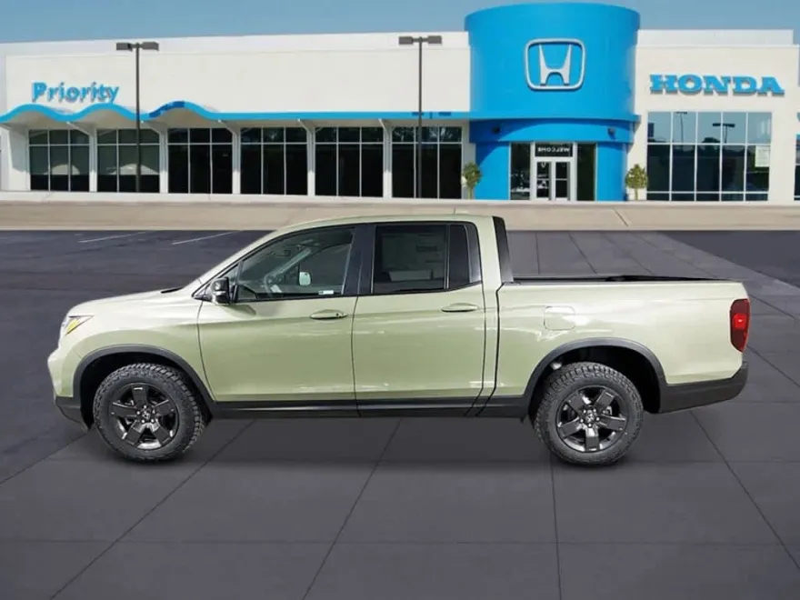 2026 Honda Ridgeline TrailSport photo 1