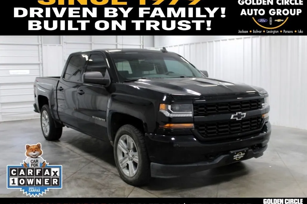 2018 Chevrolet Silverado 1500 Custom photo 1