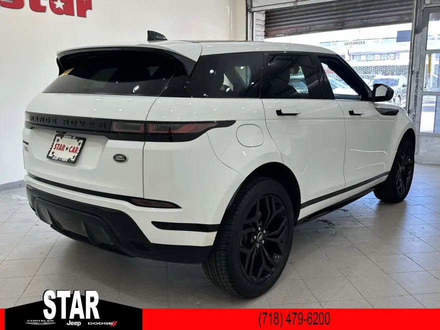 2022 Land Rover Range Rover Evoque R-Dynamic S photo 1